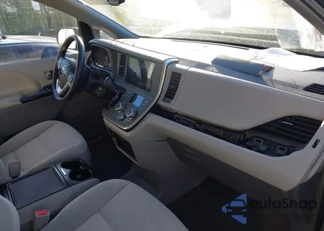 2015 Toyota Sienna Le 8 Passenger from USA, damaged, VIN 5TDKK3DC0FS671554